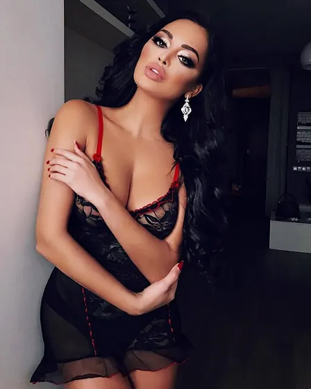 nicole-trans-valence